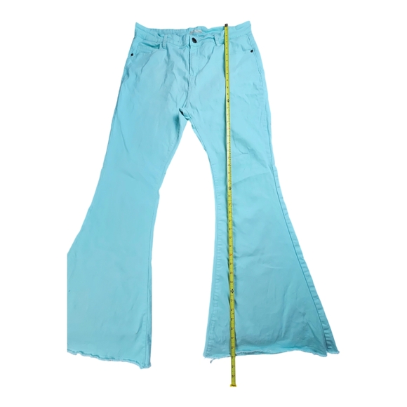 USED Southern Stitch light teal bell bottom jeans - Picture 5 of 11